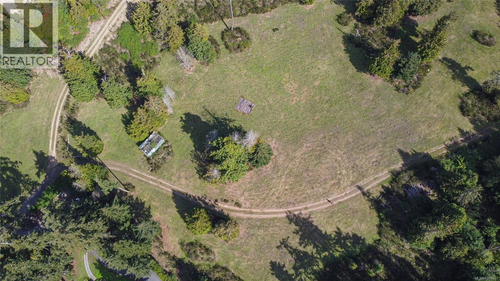 415 Campbell Bay Rd, Mayne Island