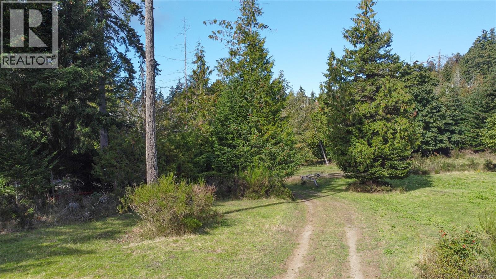 415 Campbell Bay Rd, Mayne Island