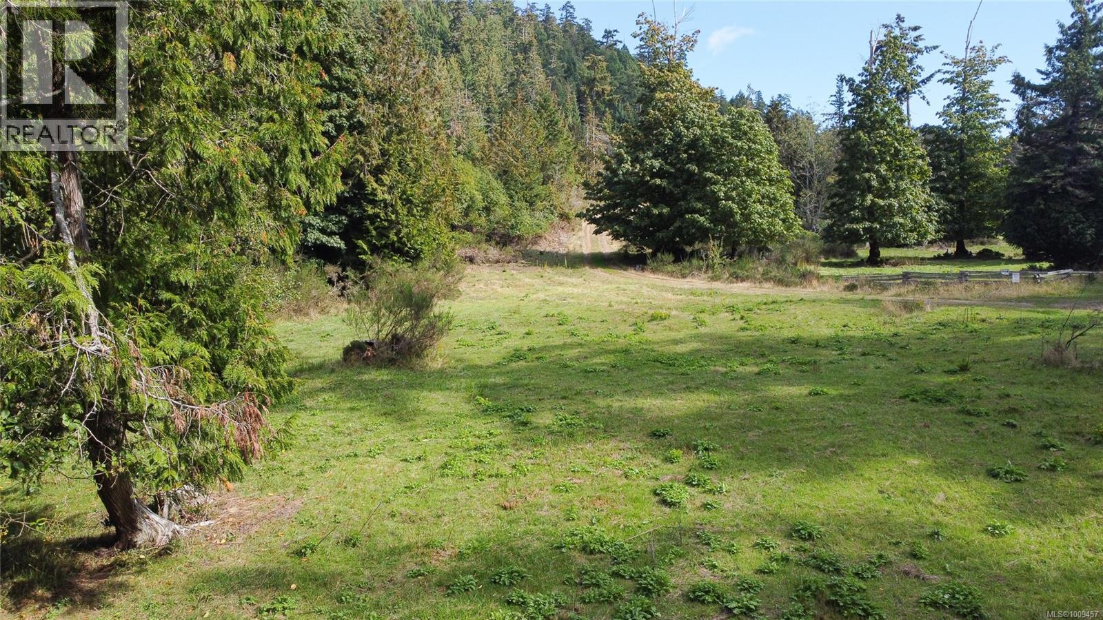 415 Campbell Bay Rd, Mayne Island