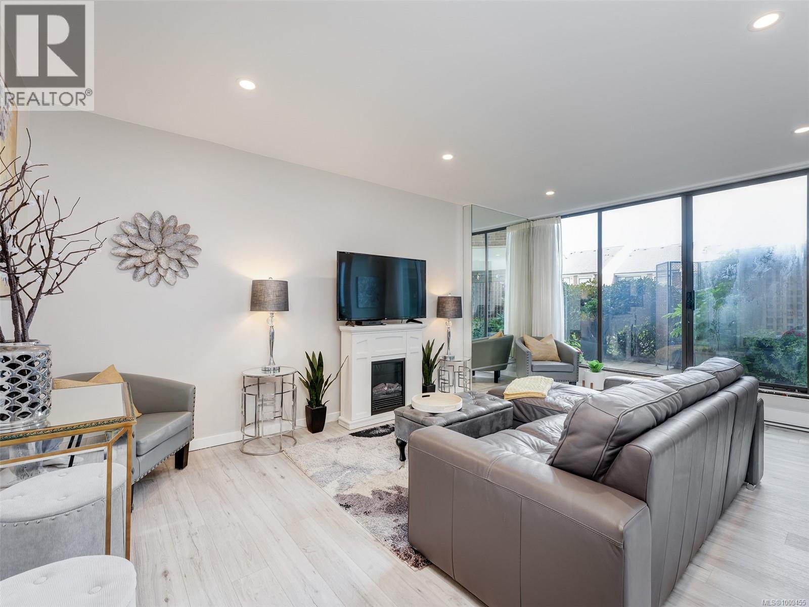 107 225 Belleville Street, Victoria