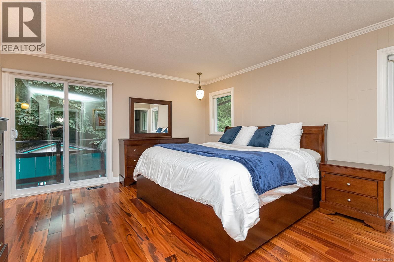 1074 Glen Forest Way, Metchosin
