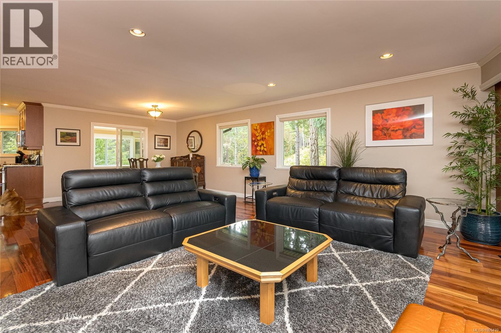 1074 Glen Forest Way, Metchosin