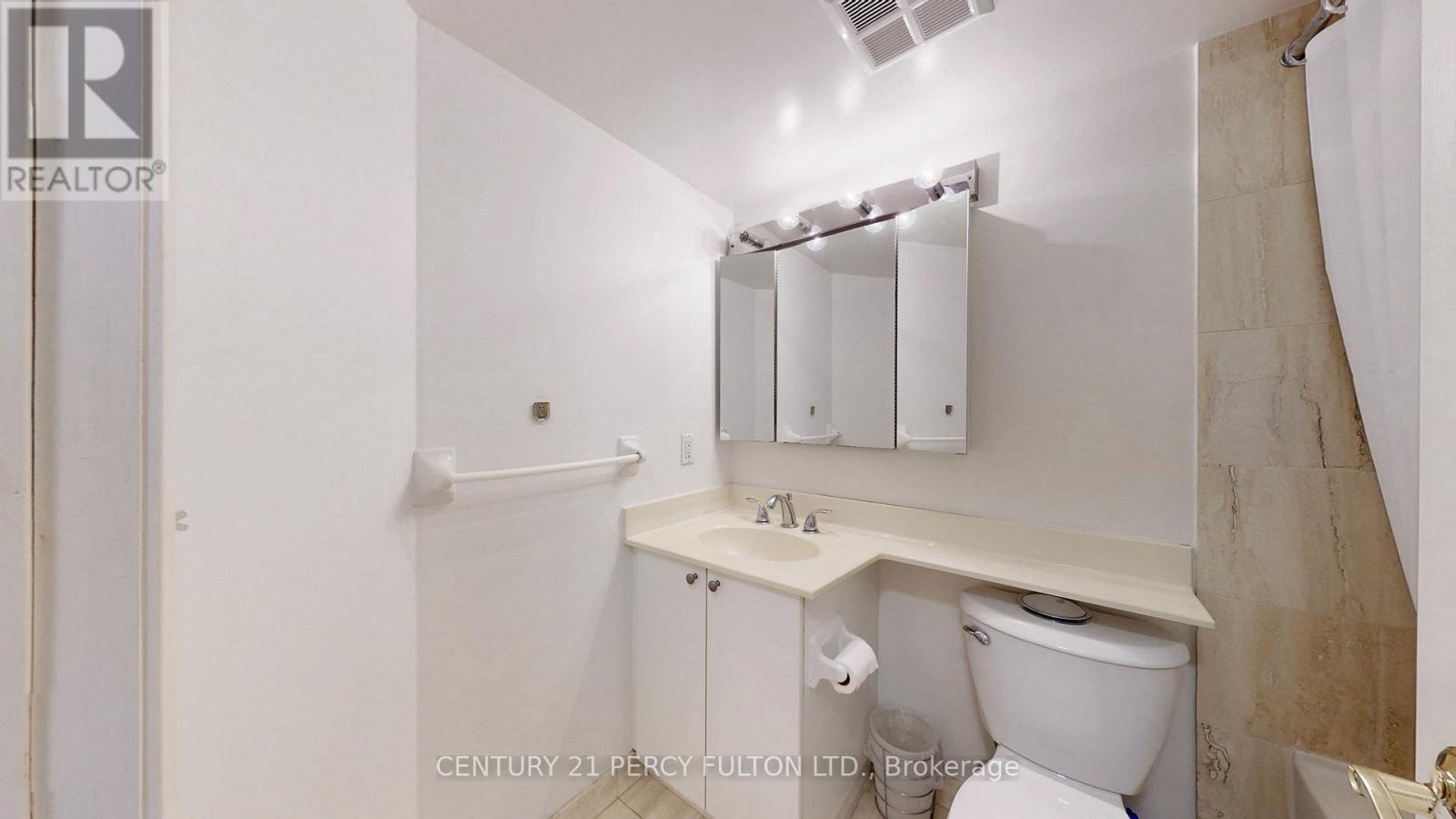 Photo 43 of 707 51 Harrison Garden Boulevard, Toronto ON