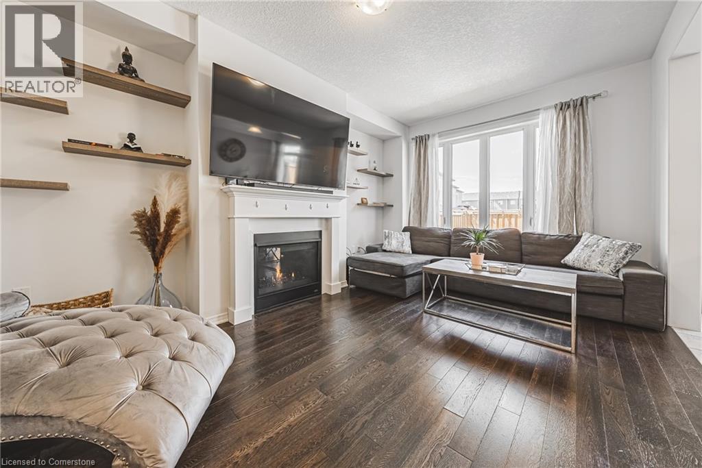 Photo 40 of 11 Mcwatters Street, Binbrook ON
