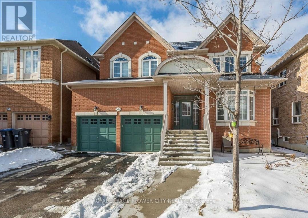 Photo 12 of 48 Northface Crescent, Brampton ON