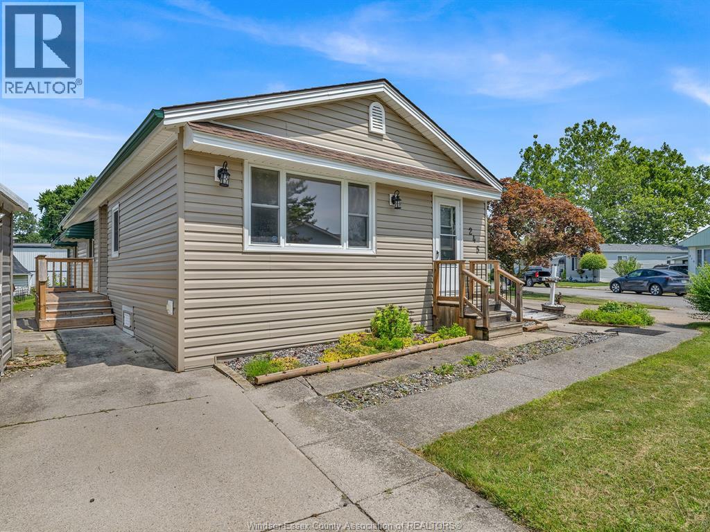 Photo 9 of 245 Beverly, Essex ON
