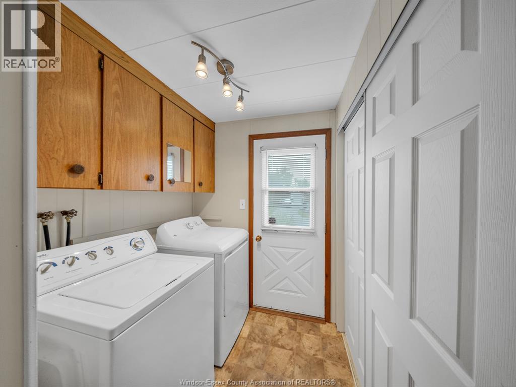 Photo 24 of 245 Beverly, Essex ON