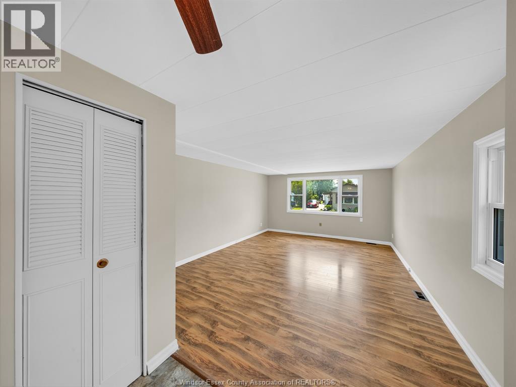Photo 18 of 245 Beverly, Essex ON