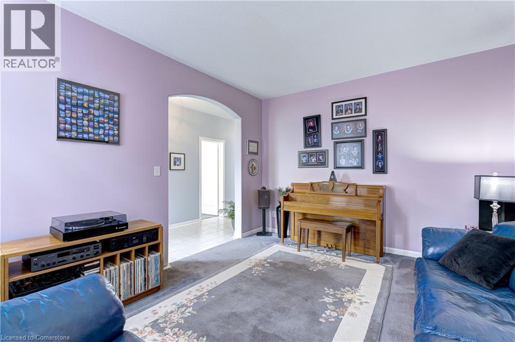 Photo 10 of 856 Somerville Terrace, Milton ON