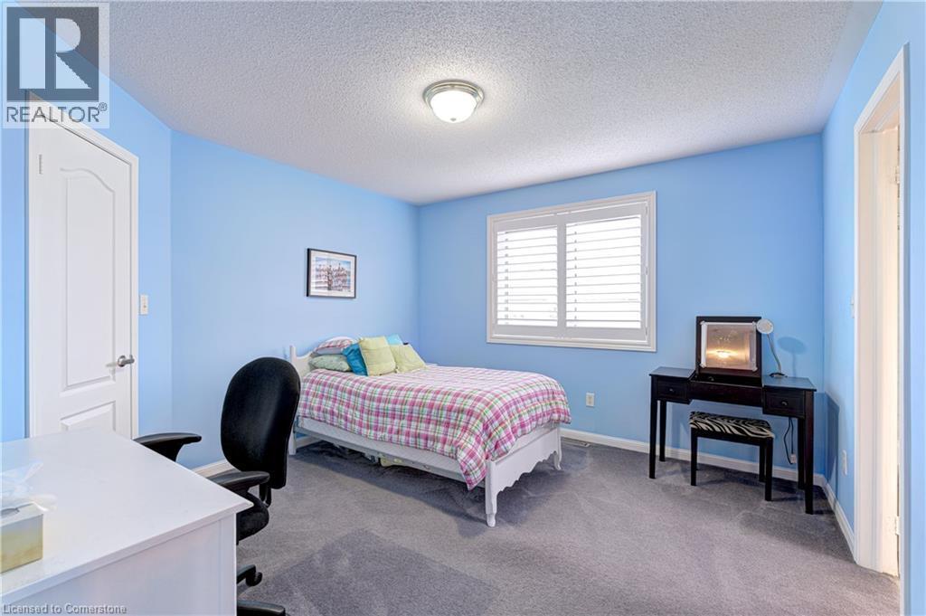 Photo 31 of 856 Somerville Terrace, Milton ON