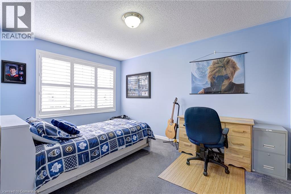 Photo 38 of 856 Somerville Terrace, Milton ON