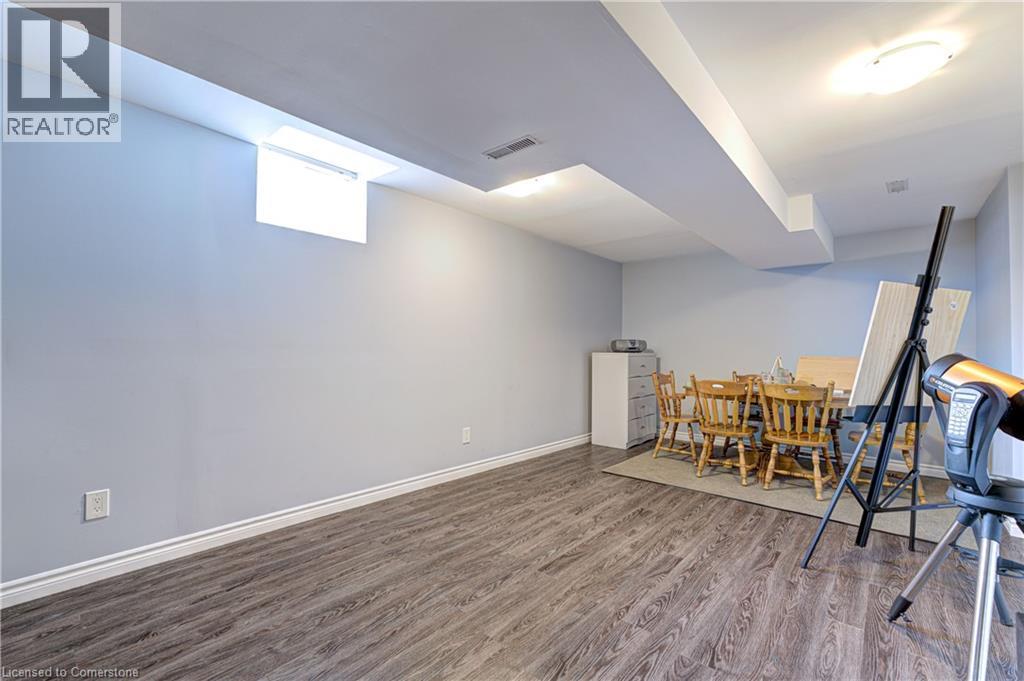 Photo 40 of 856 Somerville Terrace, Milton ON