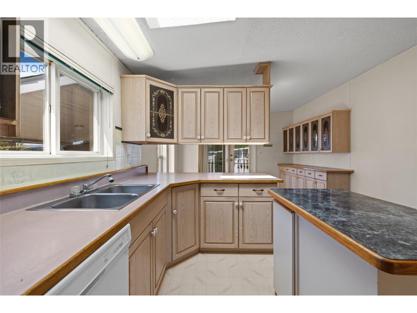 137 2005 Boucherie Road, Westbank