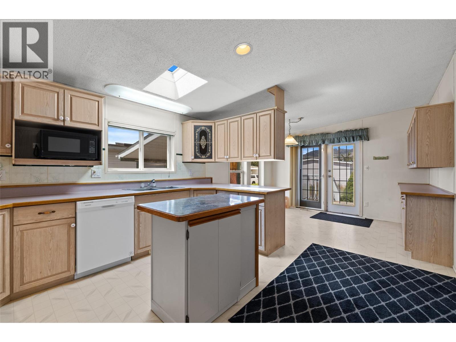 137 2005 Boucherie Road, Westbank