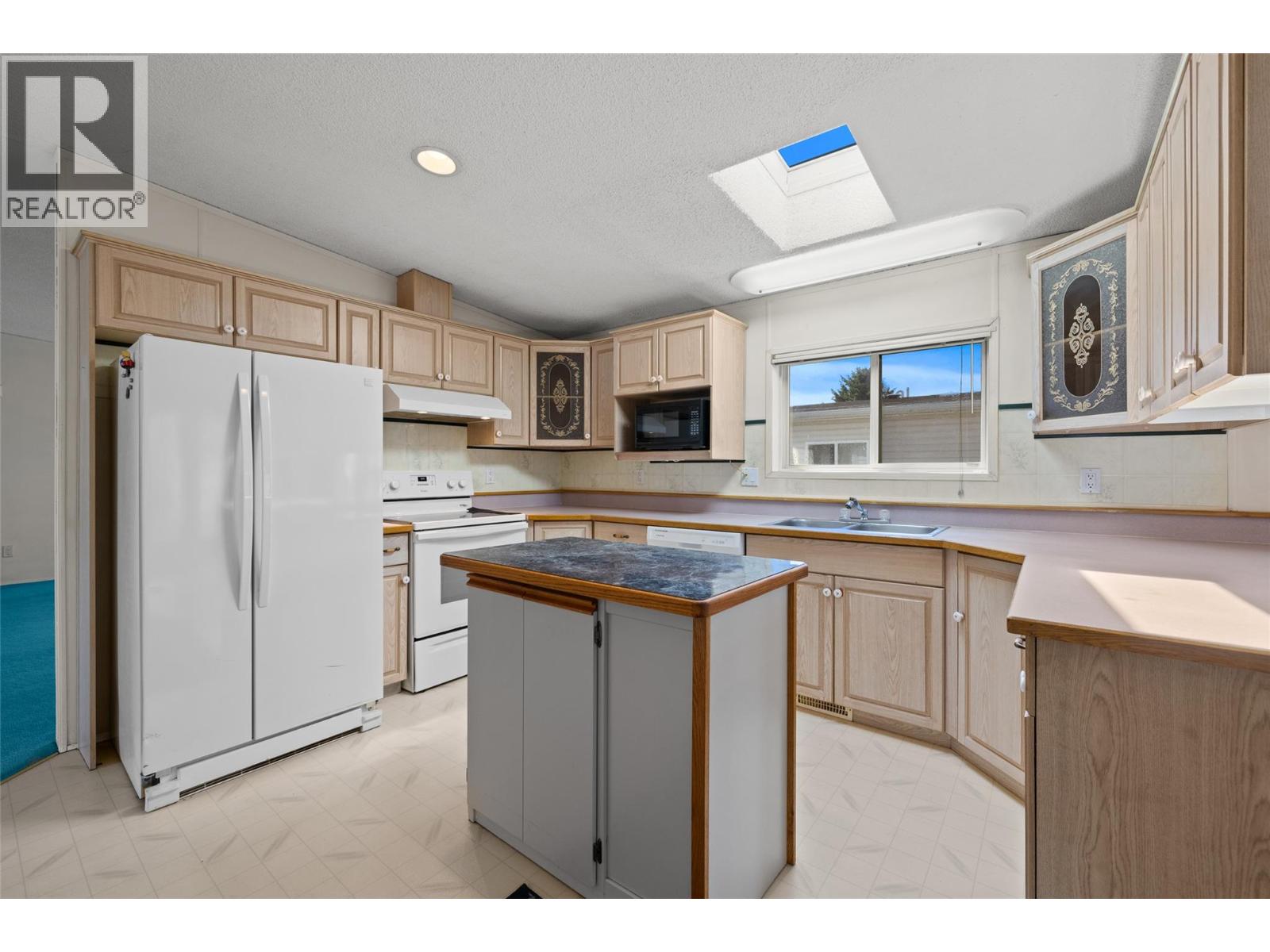 137 2005 Boucherie Road, Westbank