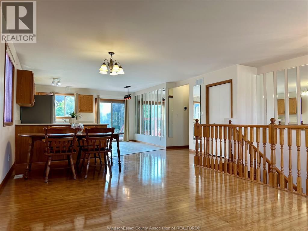 Photo 5 of 4135 Betts, Lasalle ON