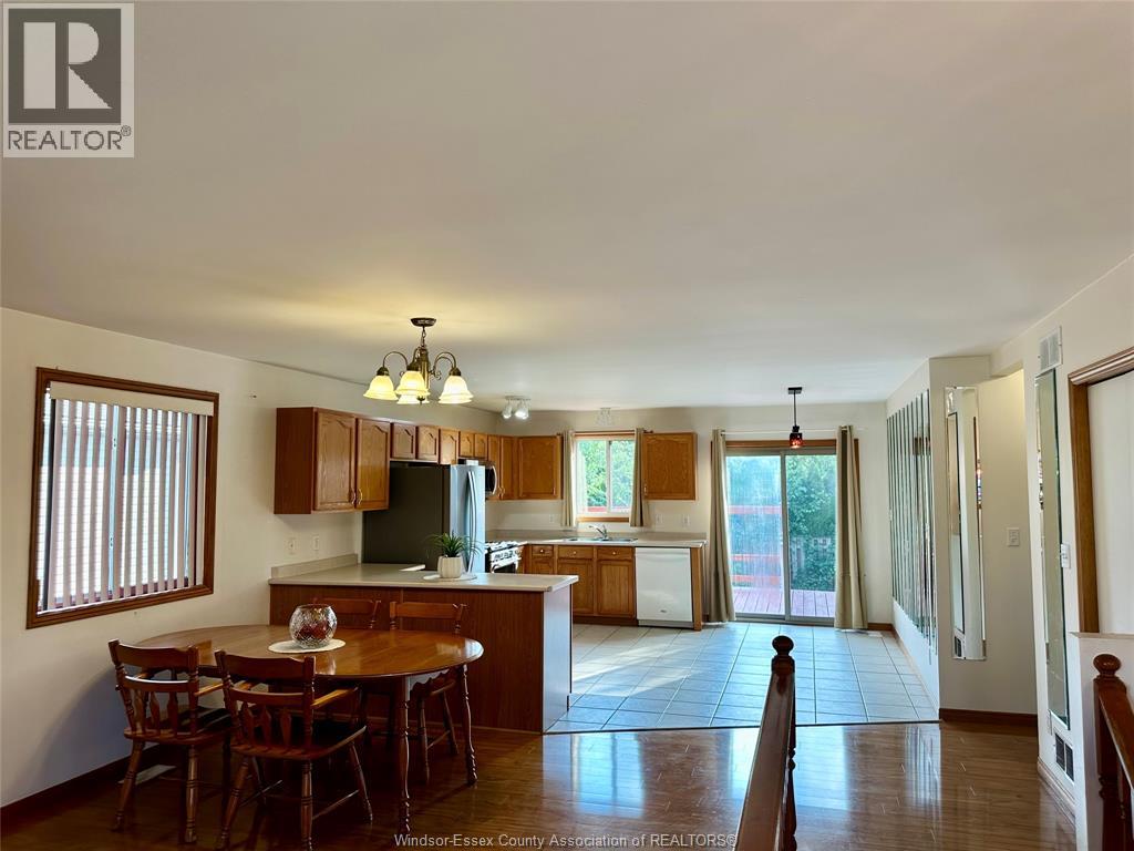 Photo 21 of 4135 Betts, Lasalle ON