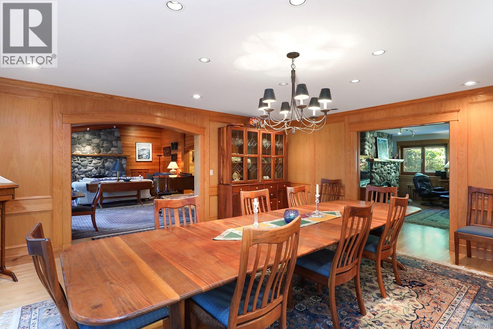 1717 GLEN URQUHART DR - 17