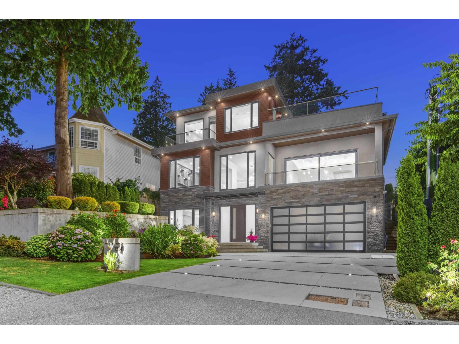 13141 MARINE DRIVE, Surrey