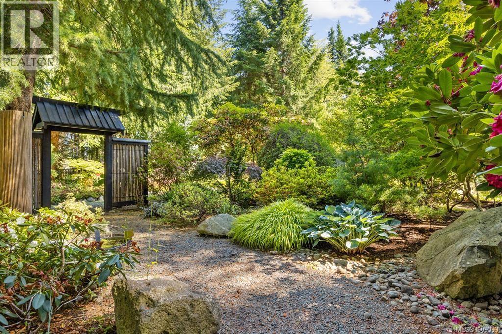 1717 GLEN URQUHART DR - 64