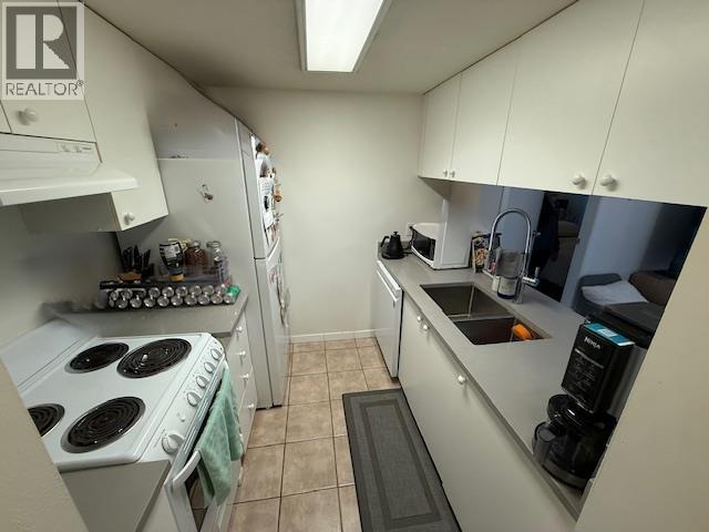 Photo 4 of 1401 1188 Howe Street, Vancouver BC