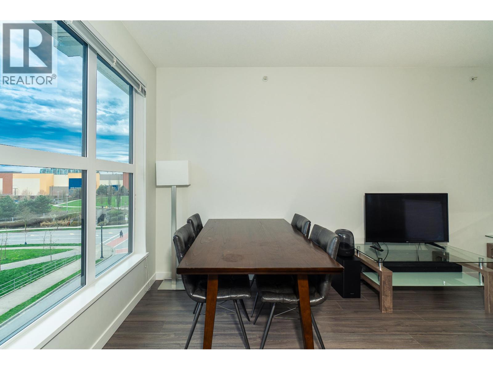 Photo 5 of 401 9551 Alexandra Road, Richmond BC