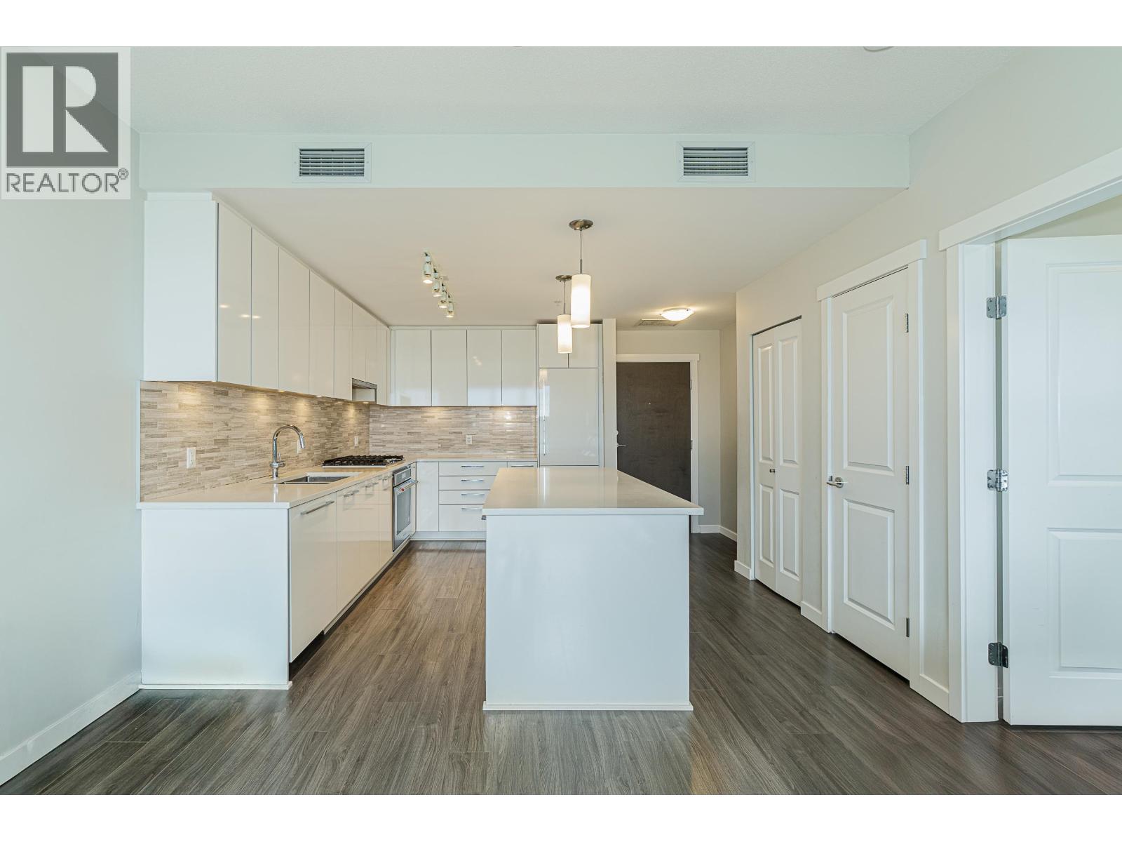 Photo 7 of 401 9551 Alexandra Road, Richmond BC