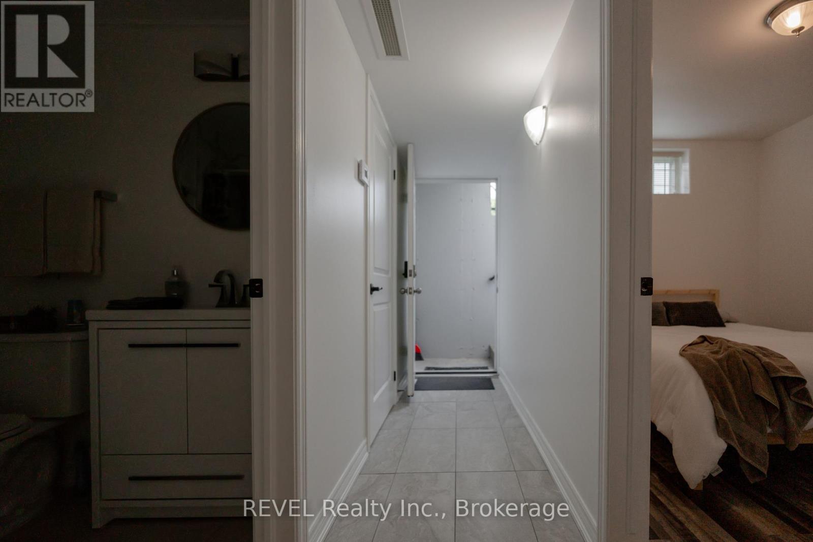 Photo 23 of 104 6045 Dunn Street, Niagara Falls ON