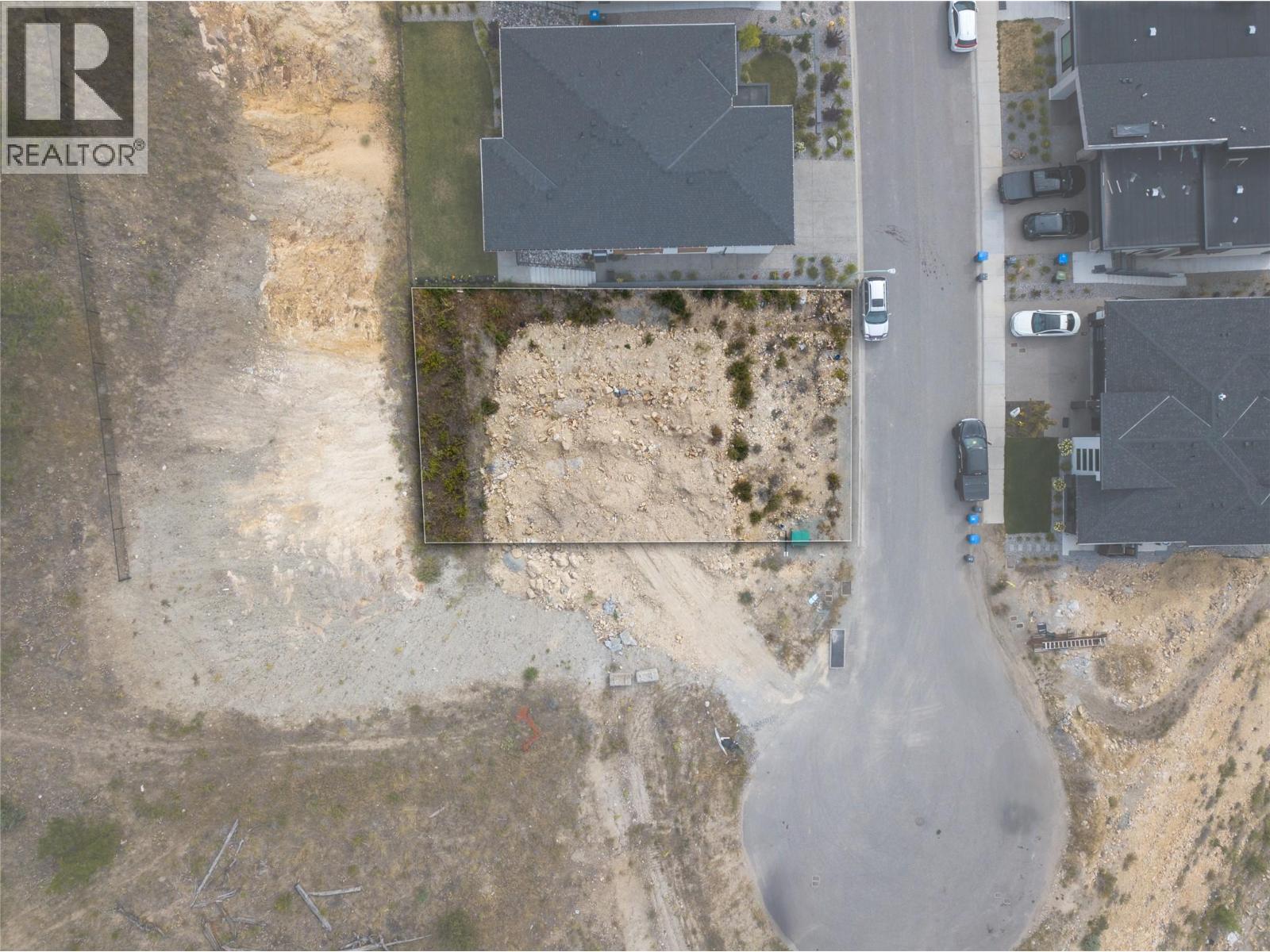  1253 Lone Pine Drive, Kelowna