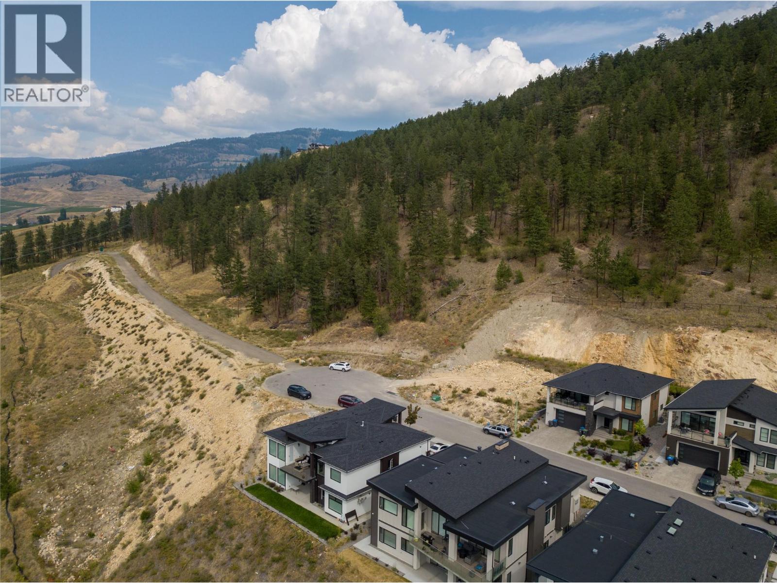  1253 Lone Pine Drive, Kelowna
