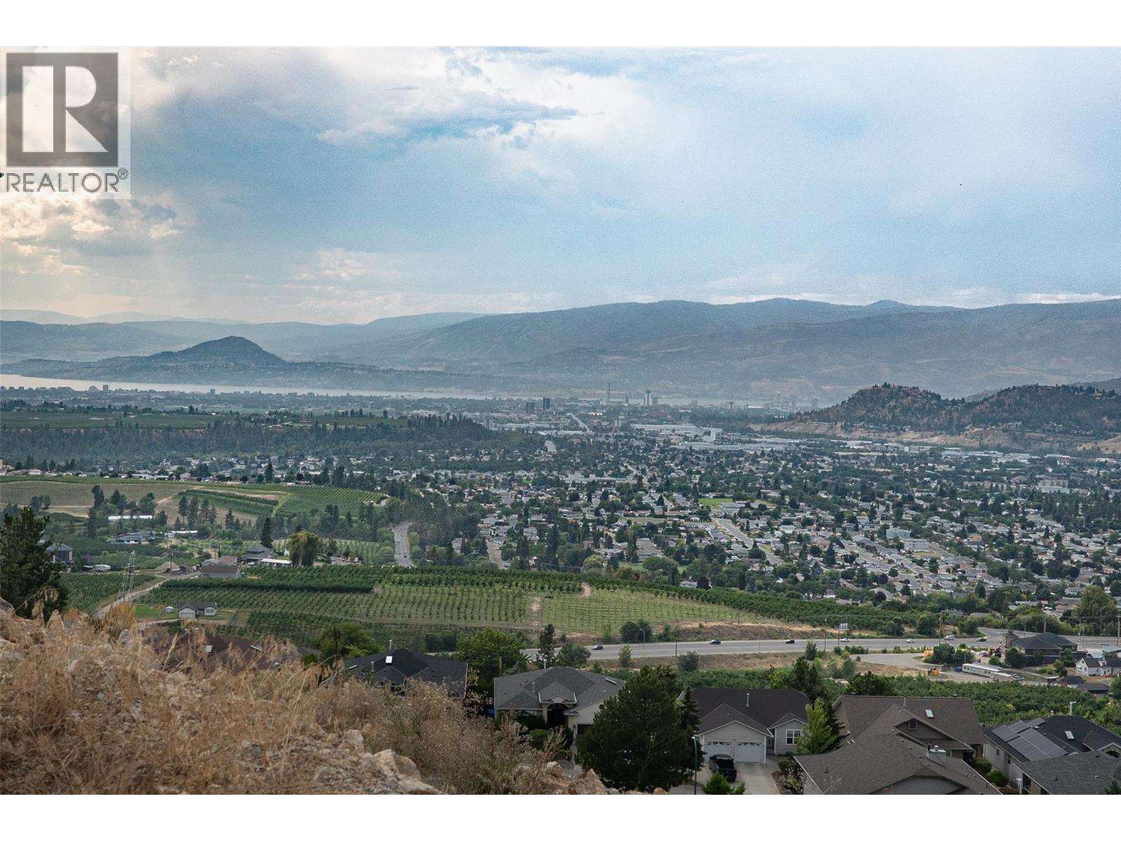  1253 Lone Pine Drive, Kelowna