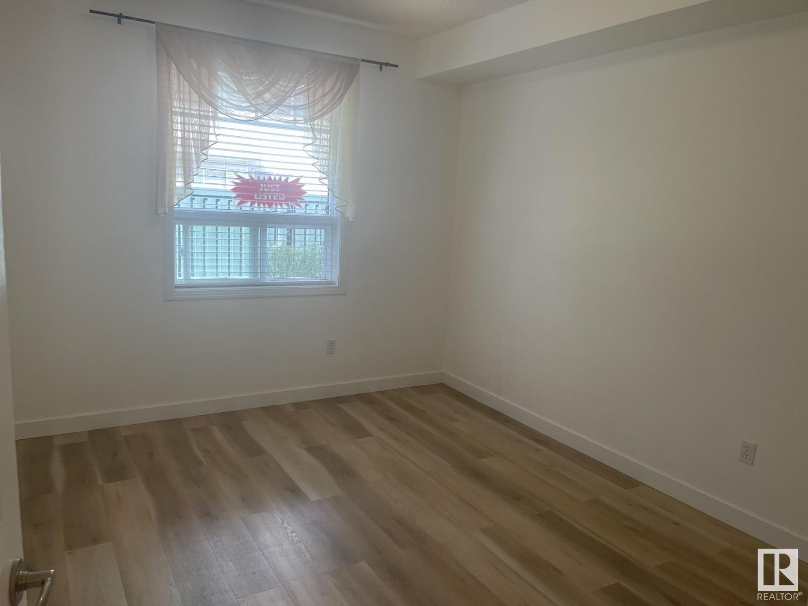 Photo 16 of 105 2035 Grantham Court Nw, Edmonton AB