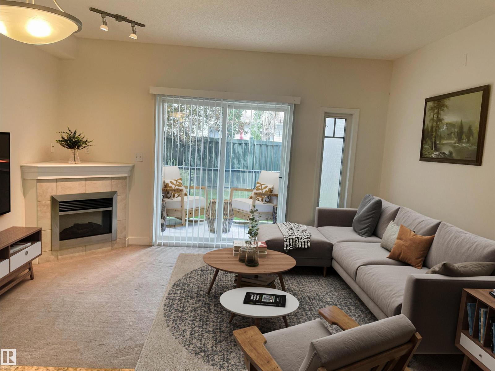 Photo 12 of 105 2035 Grantham Court Nw, Edmonton AB