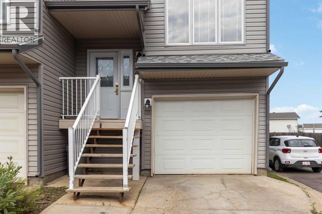 Photo 2 of 20 100 Albion Drive, Fort Mcmurray AB
