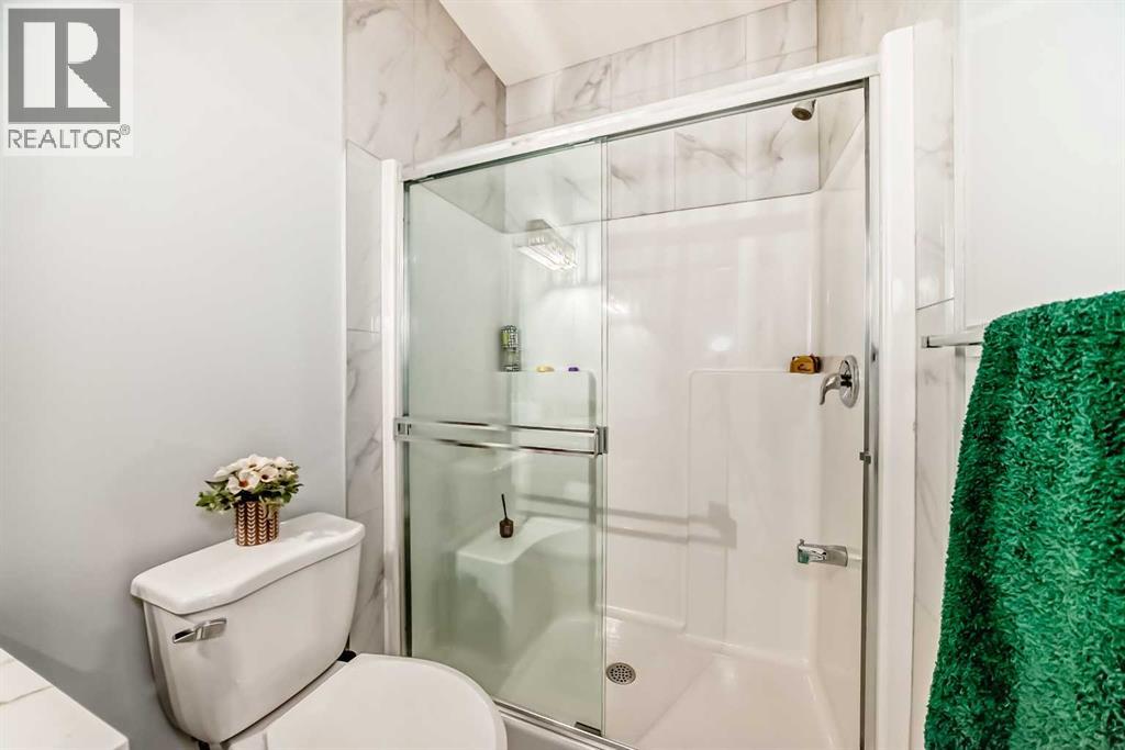 Photo 6 of 235 Savanna Way Ne, Calgary AB