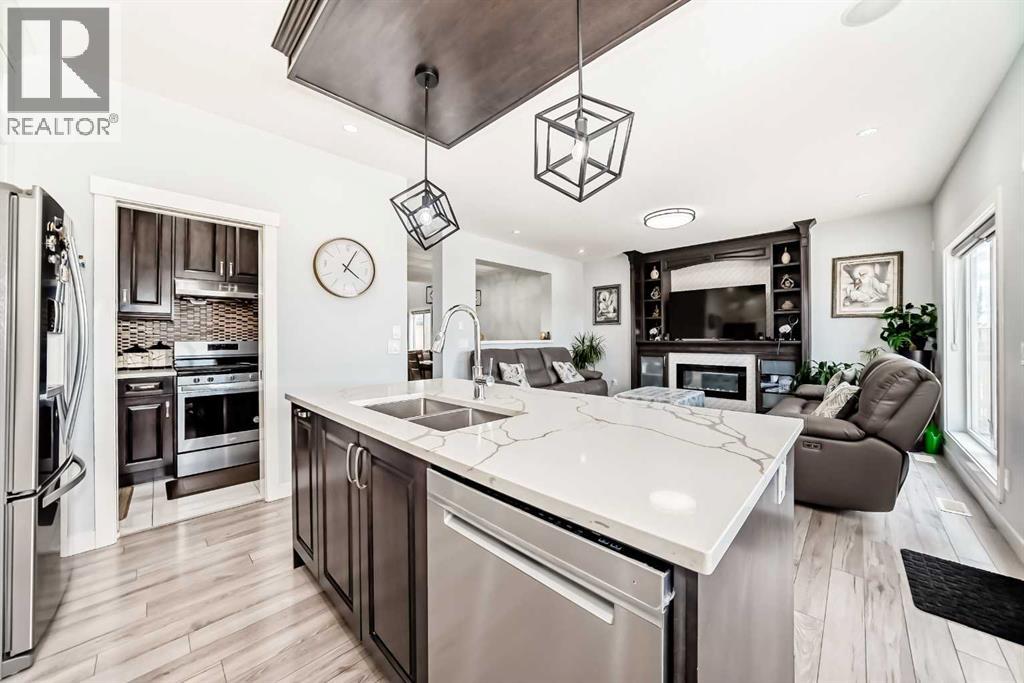 Photo 25 of 235 Savanna Way Ne, Calgary AB