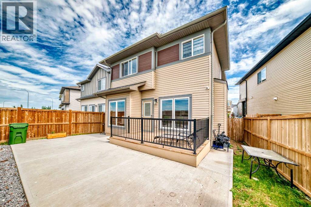 Photo 13 of 235 Savanna Way Ne, Calgary AB