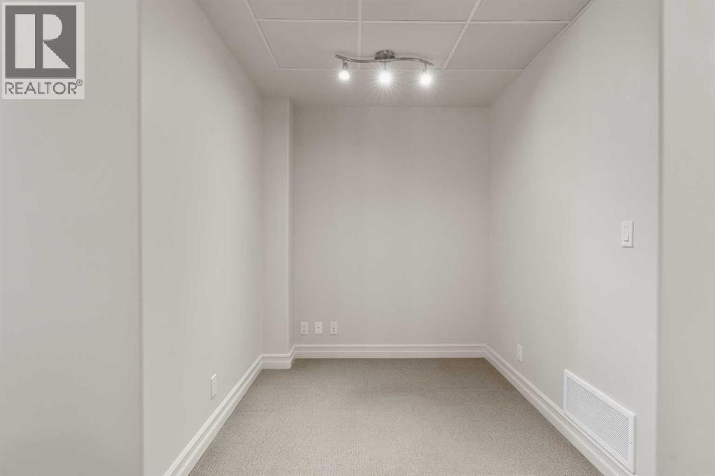 Single Family House for Sale in    Avenue SW Beltline Calgary 