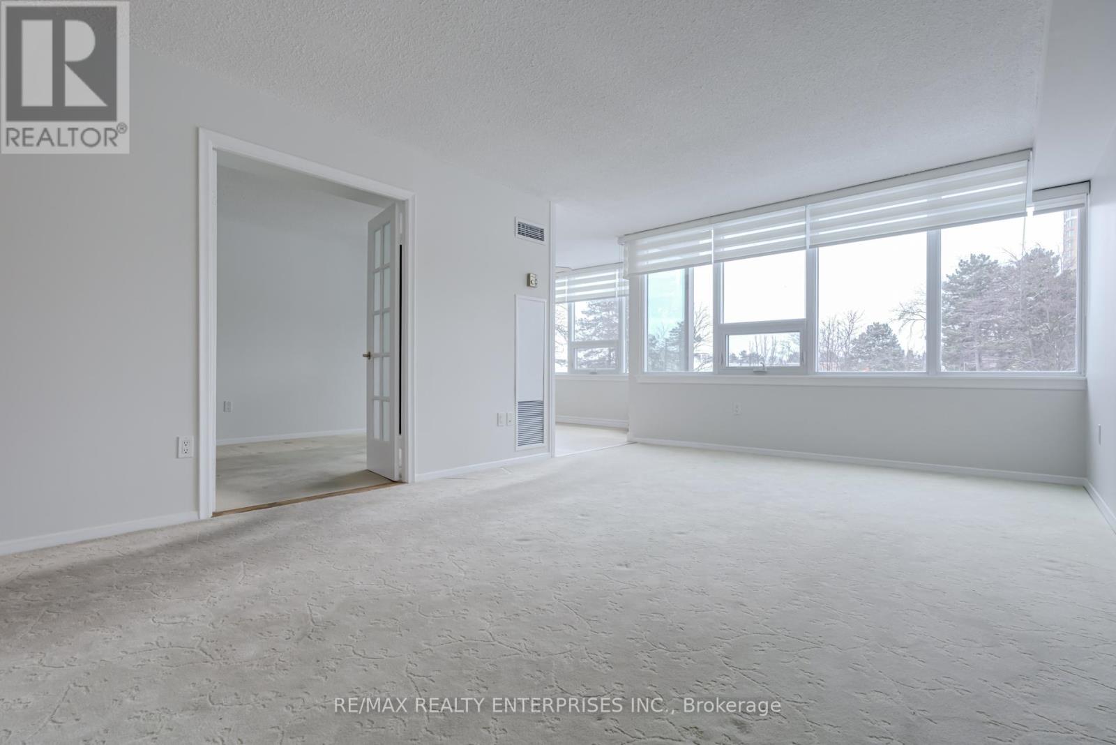 Photo 21 of 205 55 Skymark Drive, Toronto ON