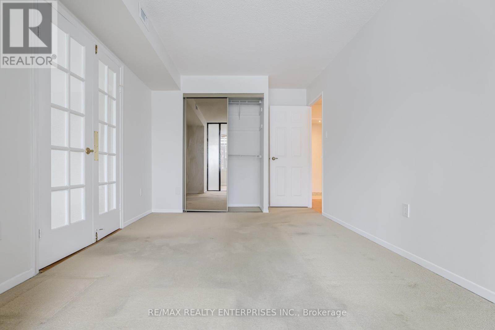 Photo 32 of 205 55 Skymark Drive, Toronto ON