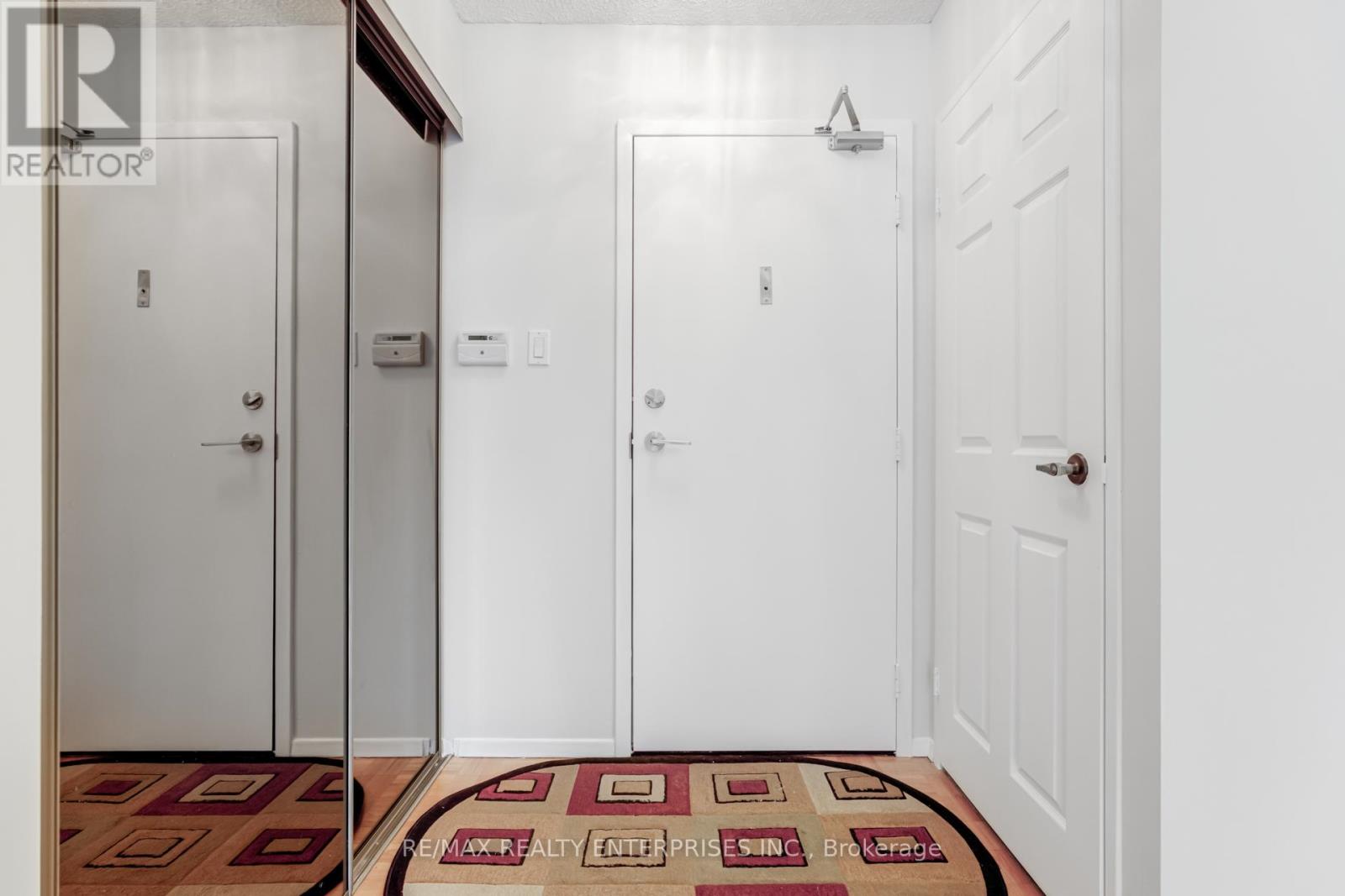 Photo 26 of 205 55 Skymark Drive, Toronto ON