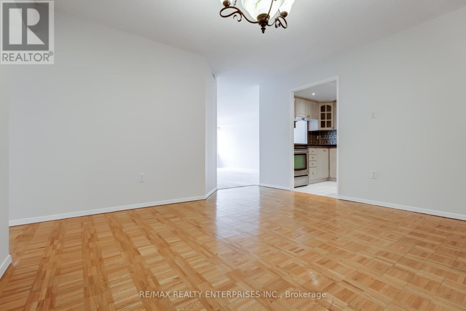 Photo 28 of 205 55 Skymark Drive, Toronto ON