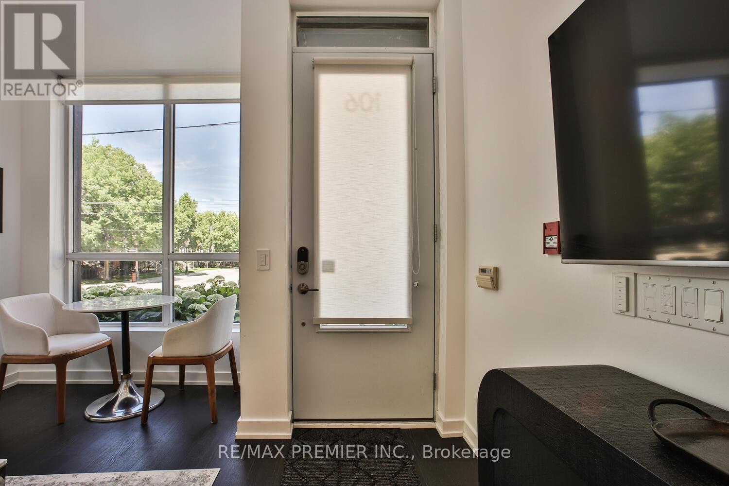 Photo 16 of 106 1030 King Street W, Toronto ON