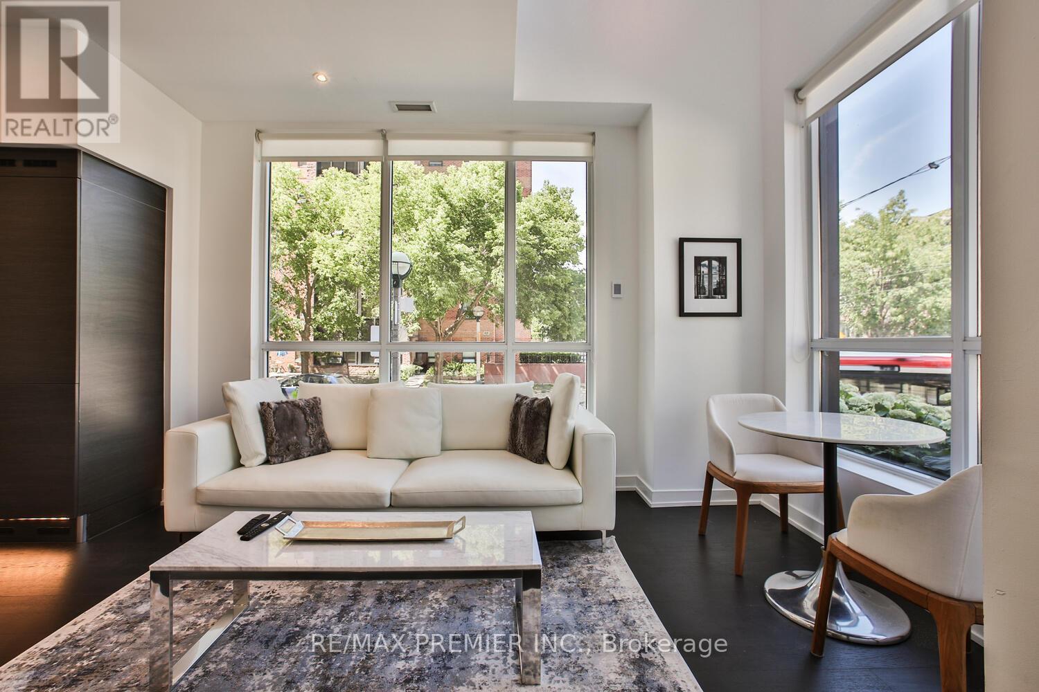 Photo 11 of 106 1030 King Street W, Toronto ON