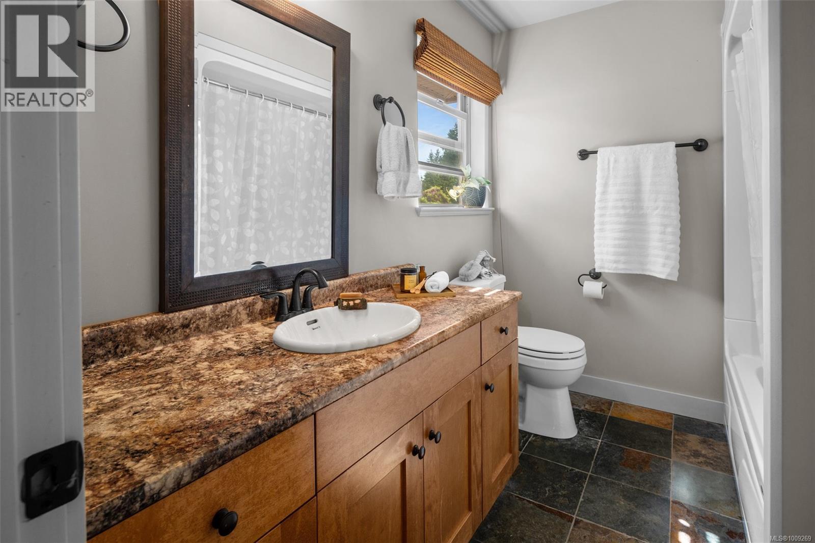Photo 22 of 3700 Hankins Rd, Duncan BC