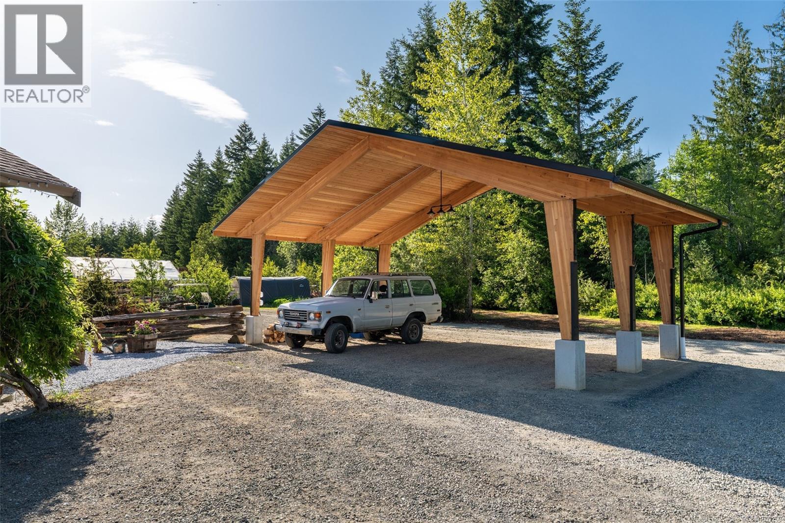 Photo 34 of 3700 Hankins Rd, Duncan BC