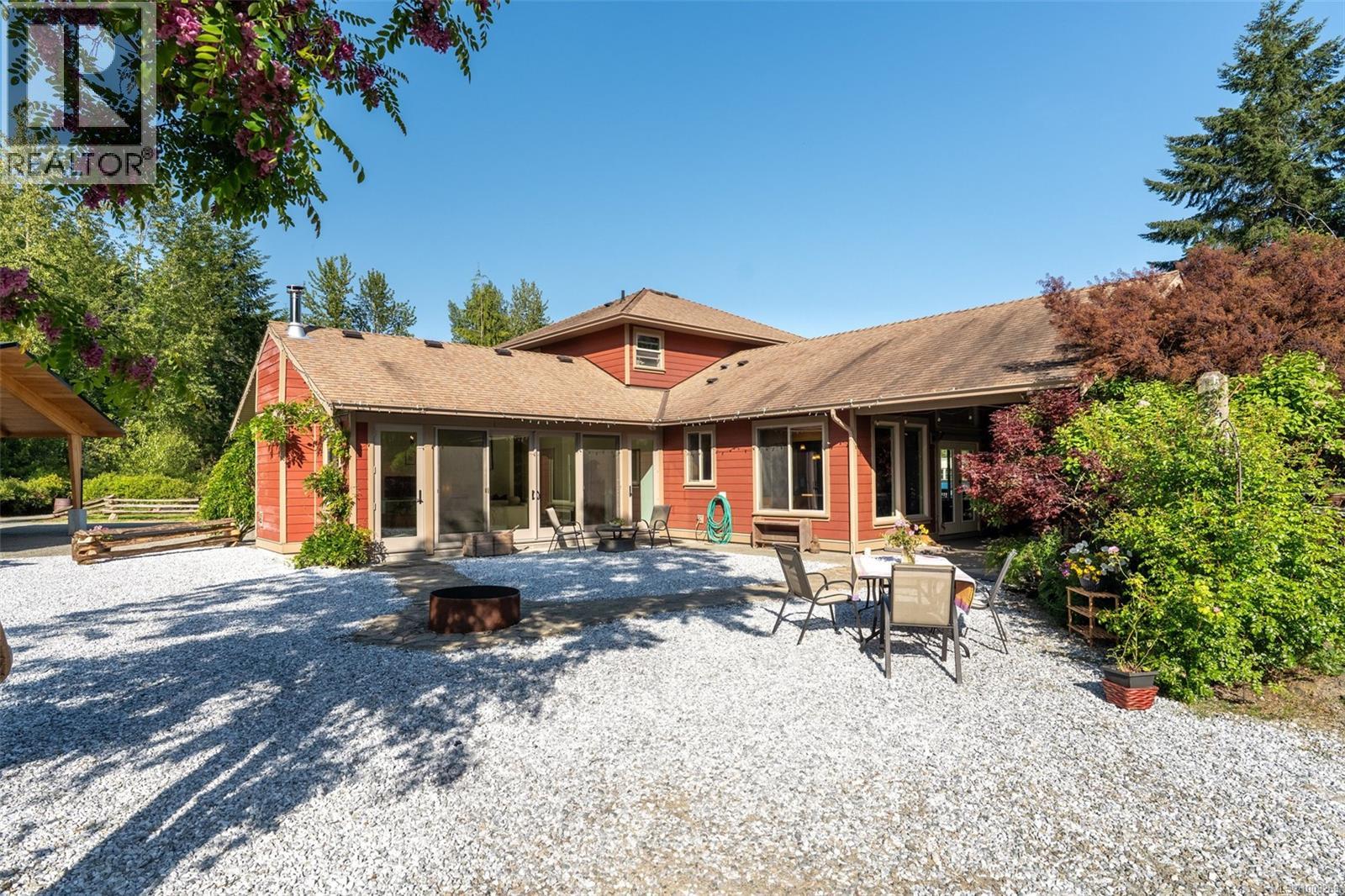 Photo 32 of 3700 Hankins Rd, Duncan BC