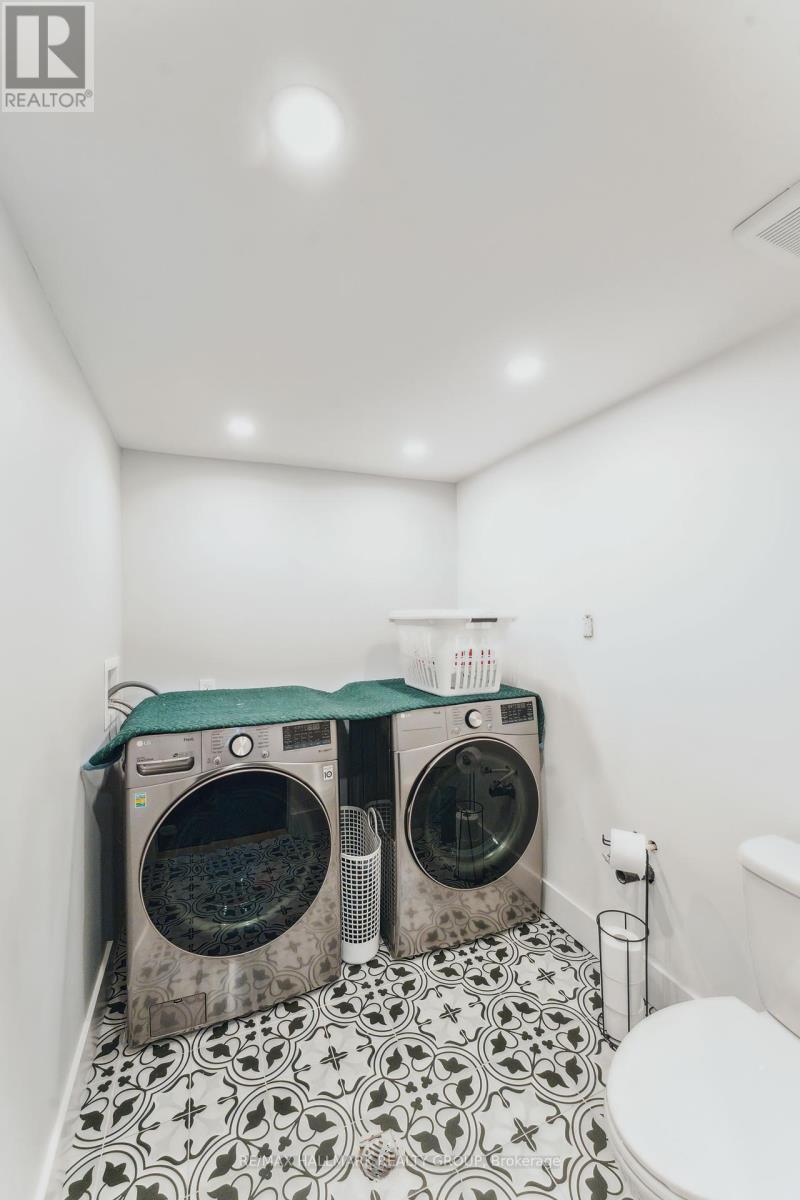Photo 32 of 2425 Ogilvie Road, Ottawa ON