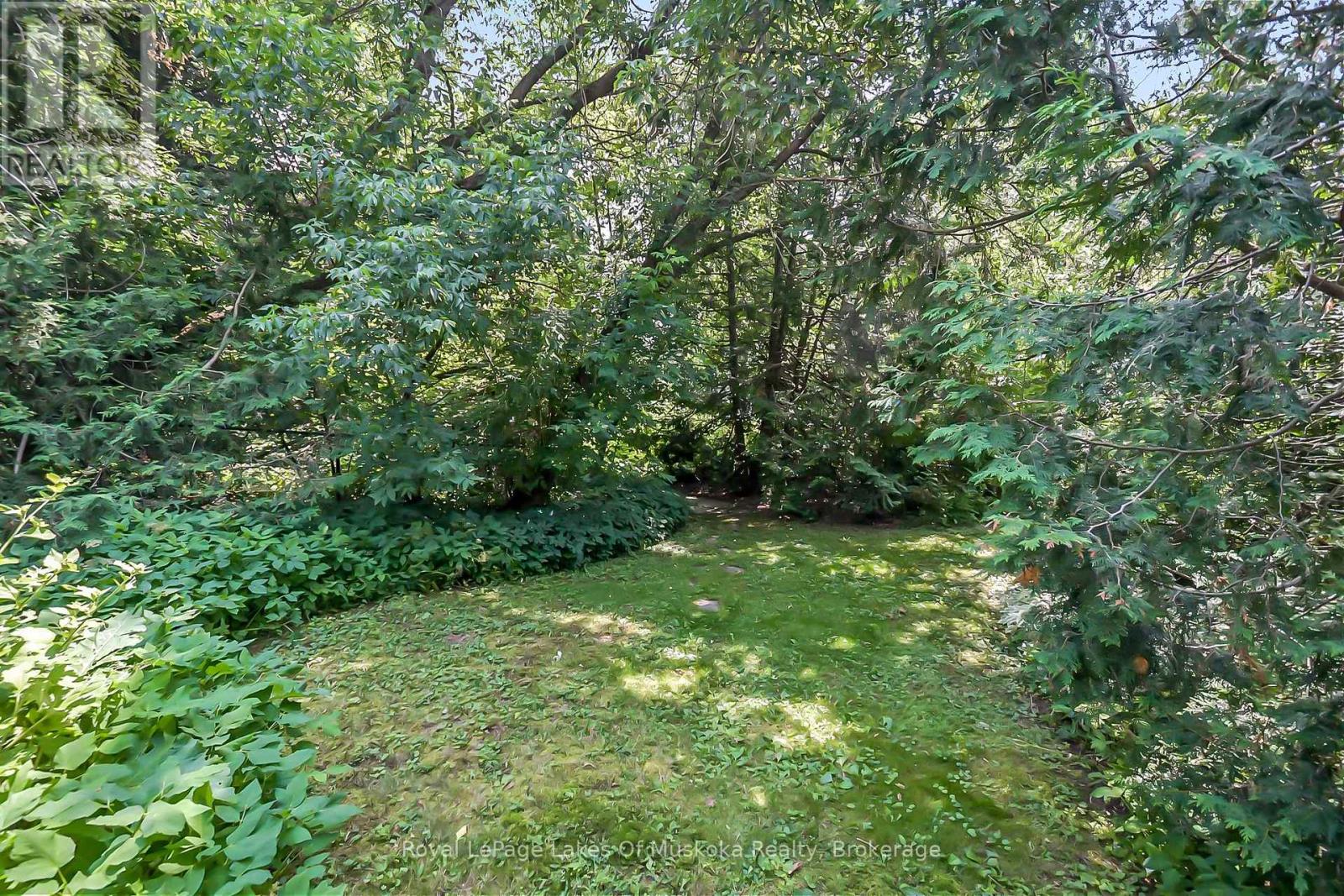 Photo 7 of 98 Muskoka Road, Bracebridge ON