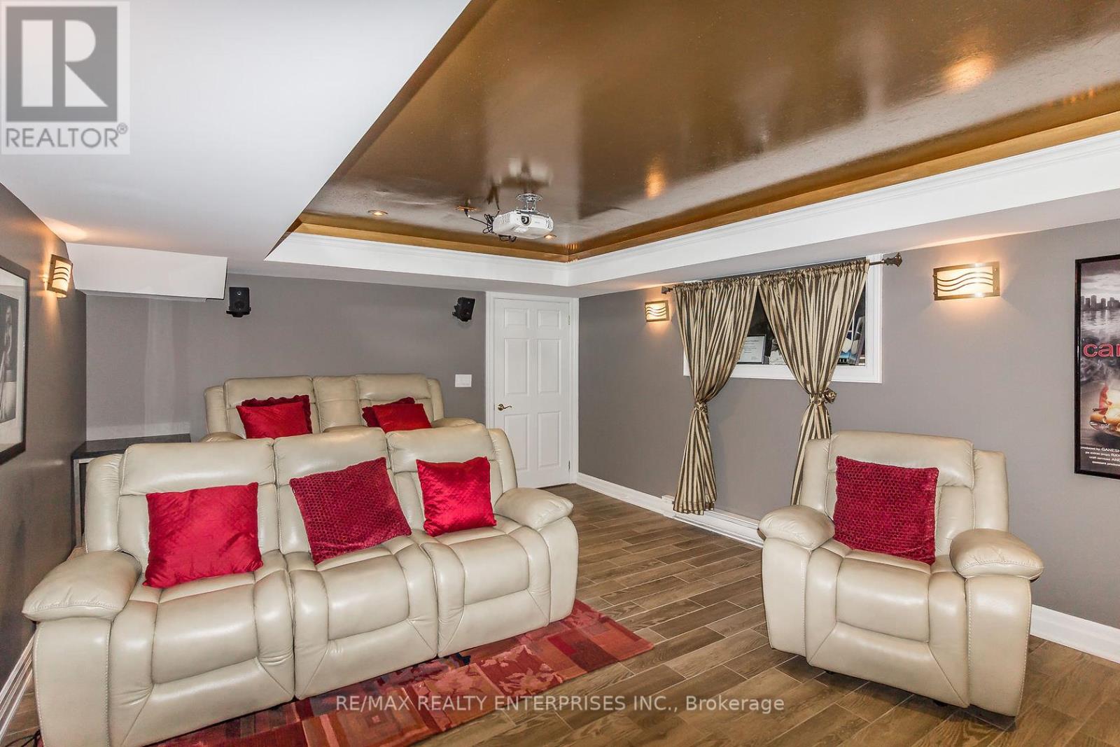 Photo 39 of 2045 Heartwood Court, Mississauga ON